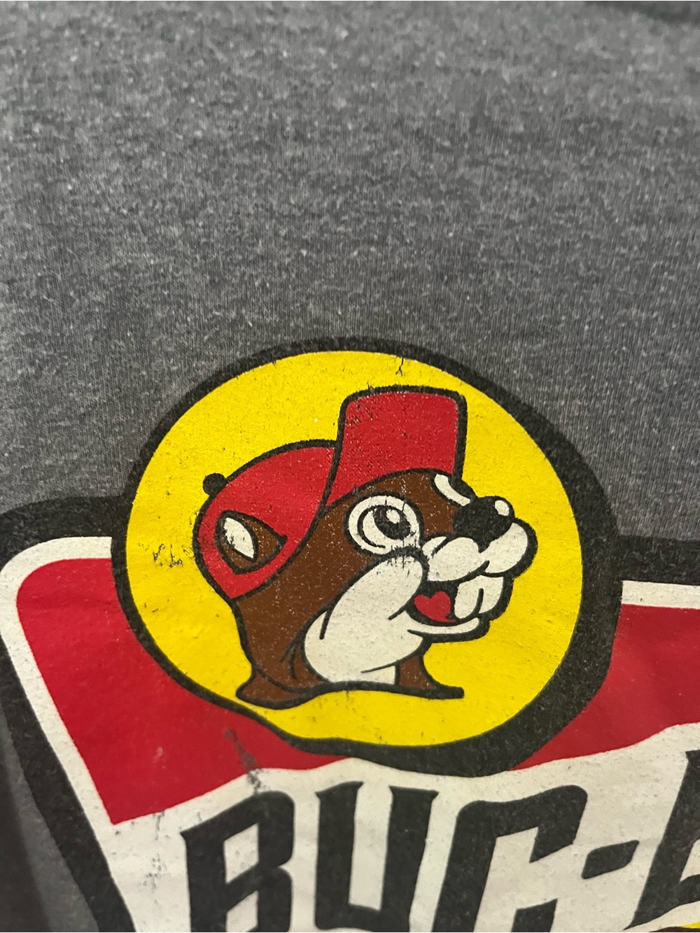Buc-ee's t-shirt - Picture 4 of 10